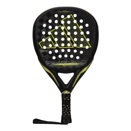Der Adidas Adipower Multiweight 3.3 2024 Padelschläger besticht durch einen stilvollen schwarzen Schläger mit gelben Akzenten und einem geometrischen Muster auf der Oberfläche. Der Griff ist mit gelben Punkten verziert und verfügt über eine Handschlaufe, während das markante Markenlogo für eine unverwechselbare Note sorgt.