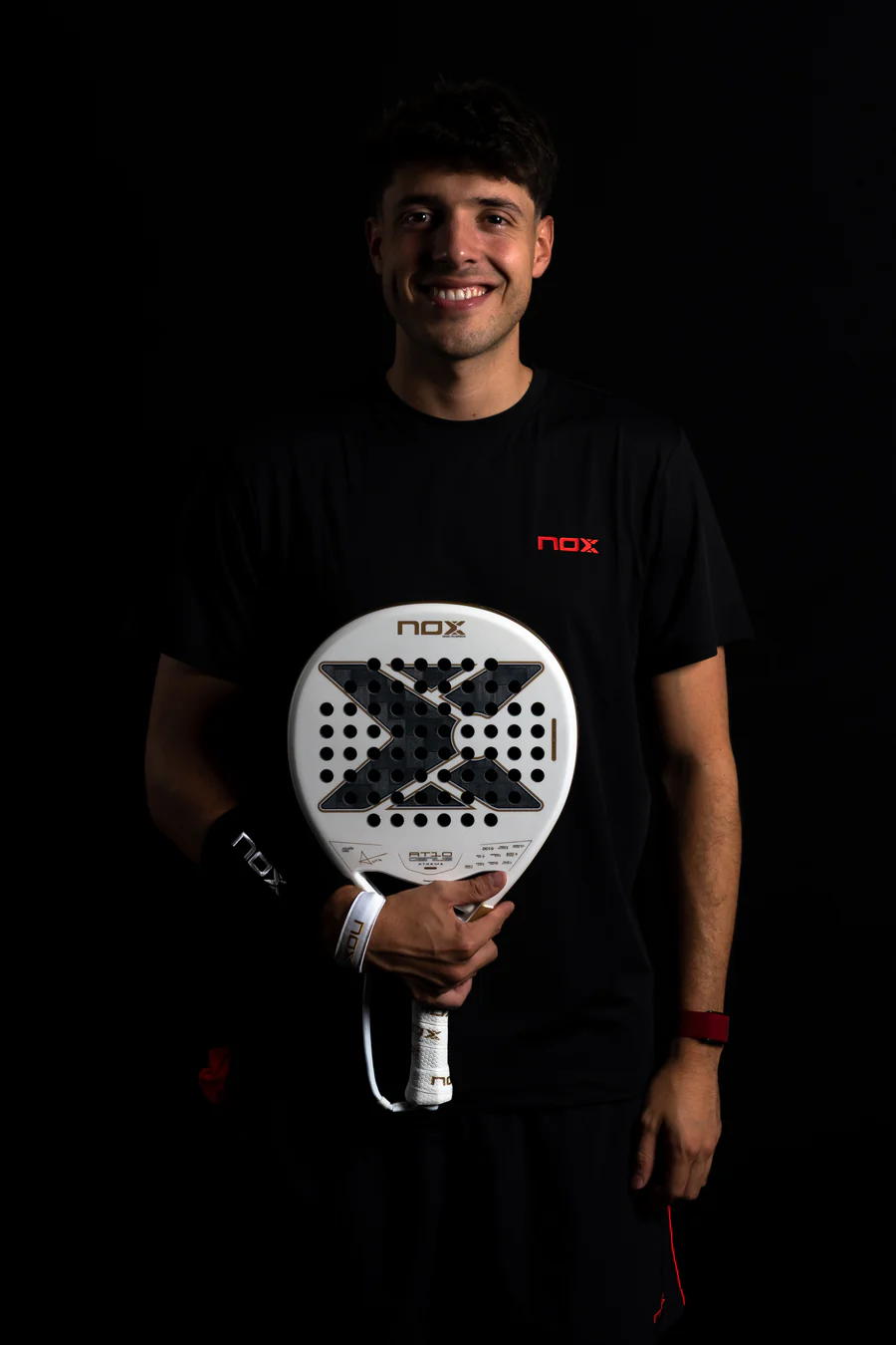Agustín Tapia – NOX AT10 Genius 2026